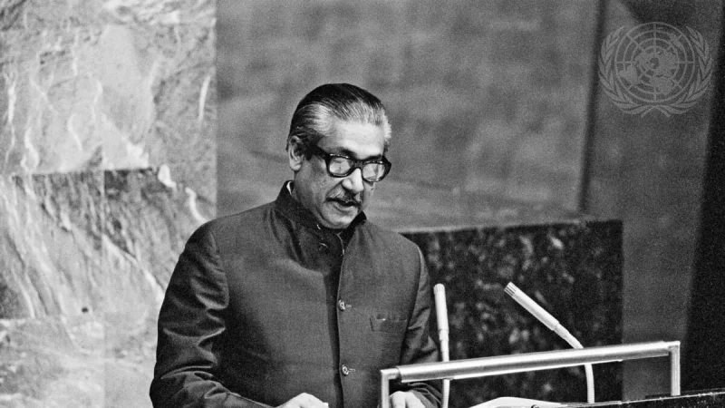 তিনি কীভাবে বাংলাদেশের পূর্ণ স্বায়ত্তশাসন কামনা করেন, সে বিষয়ে কথা বলেন।